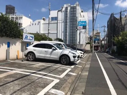 下北沢整体サロンリーニア付近の駐車場の写真